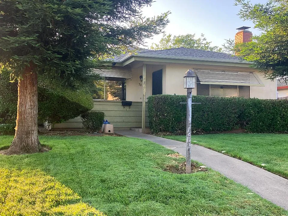 70 Plaza Way