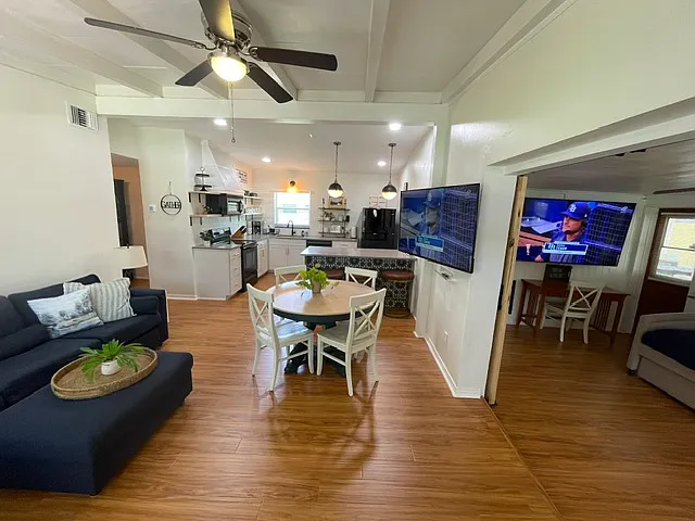 4409 W Prescott St — Photo 1