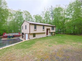 274 Court House Ln, Pascoag, RI 02859
