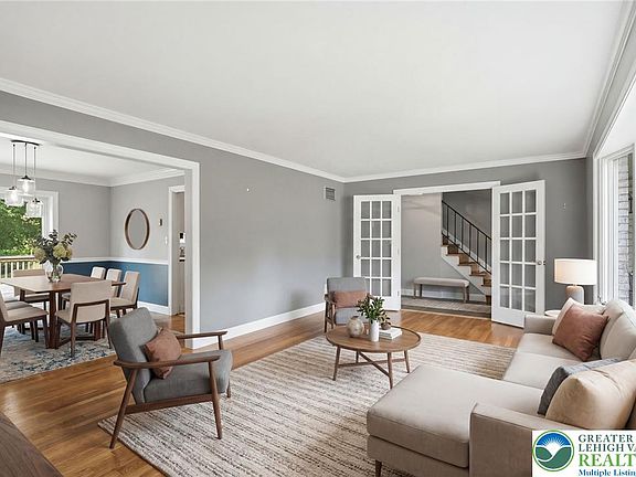 5th image of 2065 Pleasant Dr