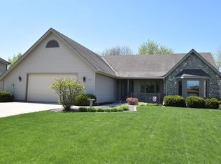 8131 S 35th St, Franklin, WI 53132