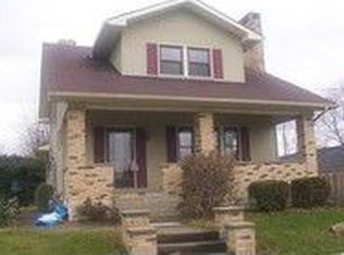 307 N Chestnut St, Gnadenhutten, OH