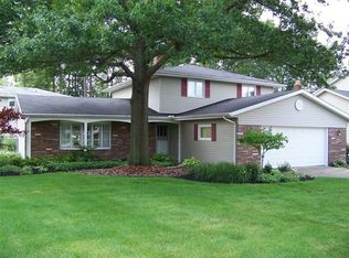 6460 Elmdale Rd, Cleveland, OH 44130