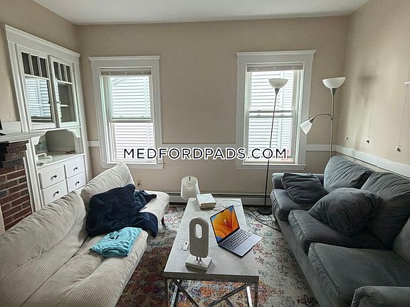 2nd image of 95 Winthrop St