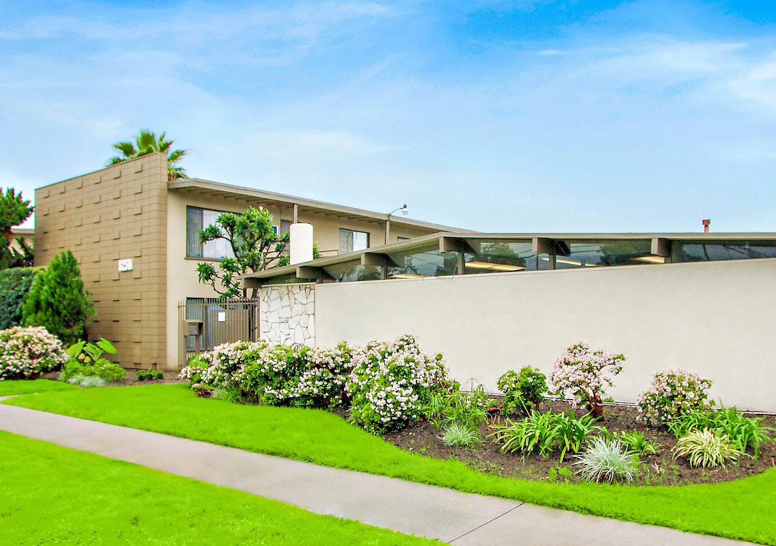 Glen Haven Apartments — Photo 2