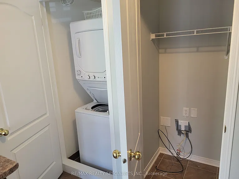 3250 Bentley Dr #6 — Photo 5