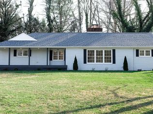 707 Chestnut St, Livingston, TN 38570