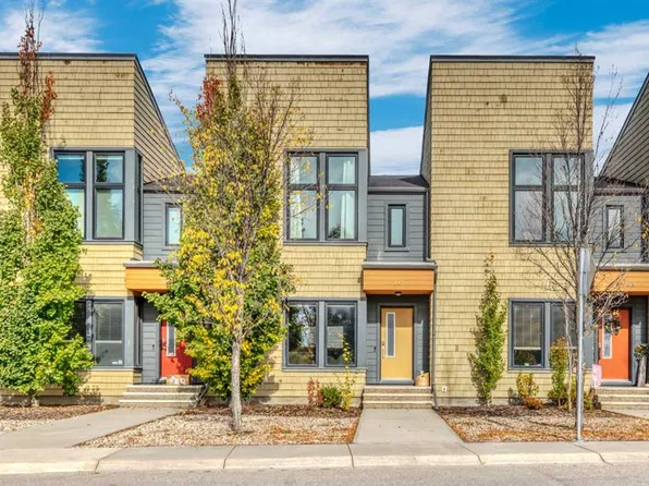 212 S Walden Dr SE, Calgary, AB T2X 0P3
