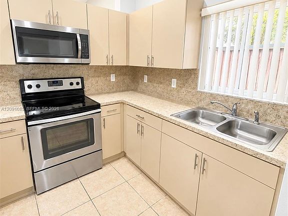 5th image of 30233 SW 161st Ct