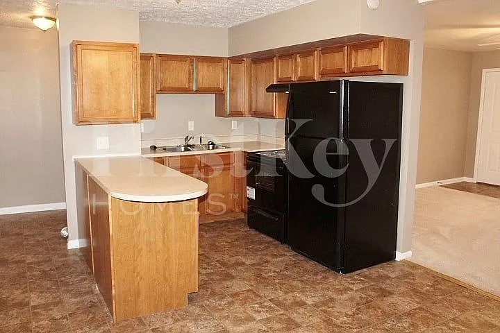 3 bed, 1.5 bath, 1040 sqft, $1,470 — Photo 4