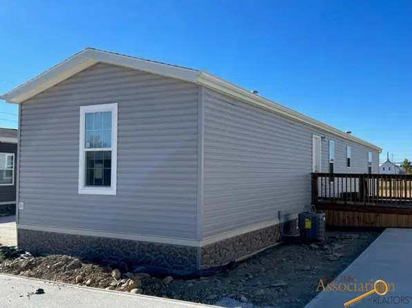 1717 E Philadelphia St, Rapid City, SD 57703