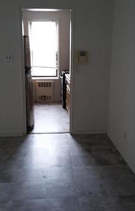 3rd image of 2260 Burnett St APT 2D