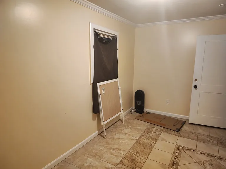 12 Union St — Photo 5