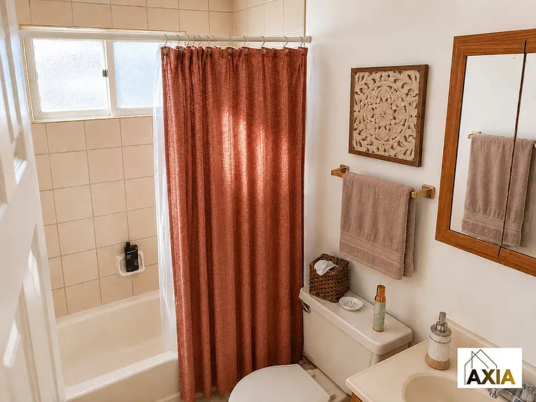 902 E Baseline Rd — Photo 5