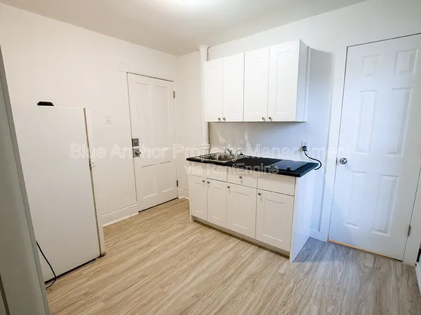 195 Albert St #3, Oshawa, ON L1H 4R4