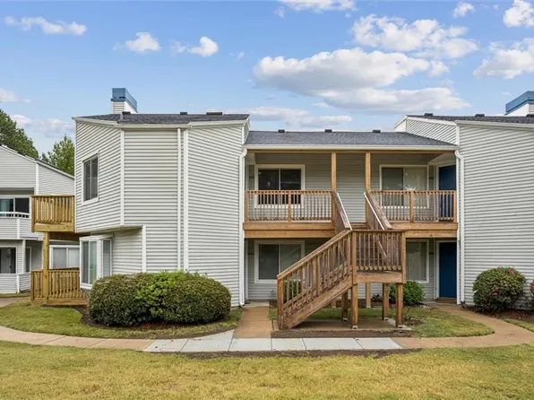 4744 Red Duck Ct, Virginia Beach, VA 23462