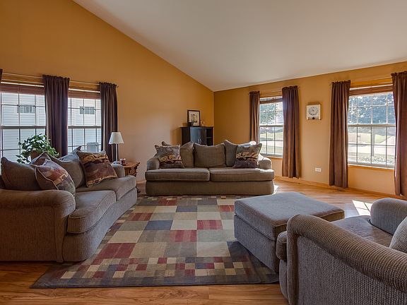 3rd image of 2609 Heritage Lake Dr