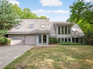 250 King Creek Rd, Golden Valley, MN 55416