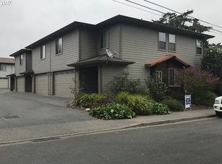 1120 Fifield St APT B2, Brookings, OR 97415