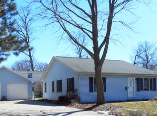 185 Lakewood Dr, Avon Lake, OH 44012