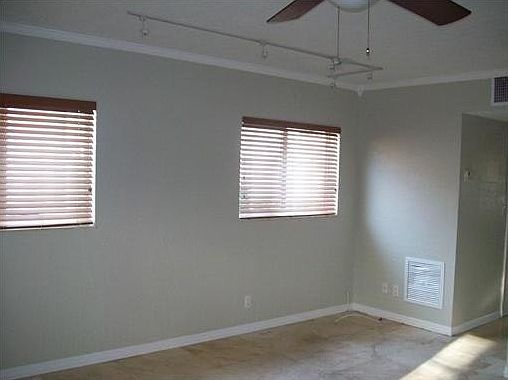 2nd image of 1878 NE 46th St APT C5
