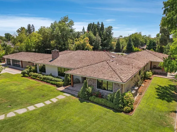 1721 La Playa Way, Sacramento, CA 95864