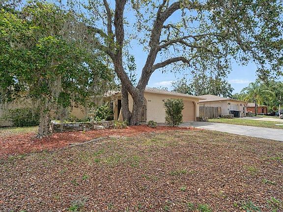 3rd image of 8741 Elm Leaf Ct