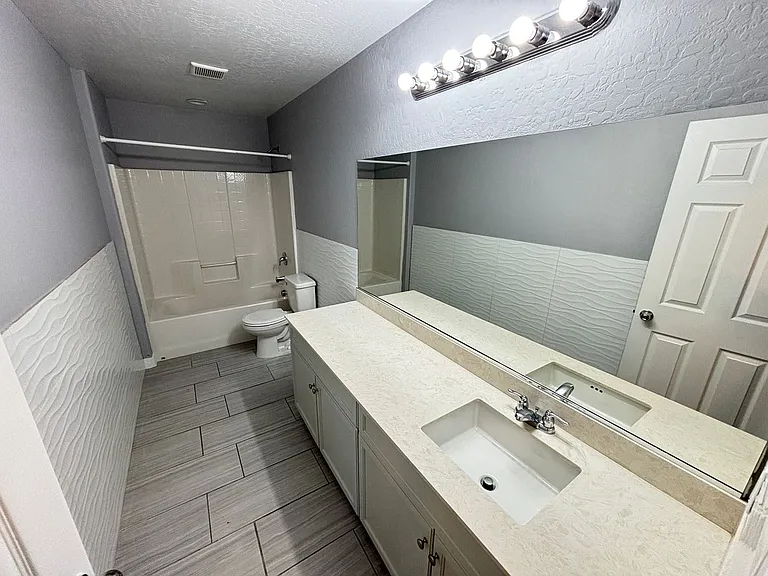 10612 Forum Peak Ln — Photo 29