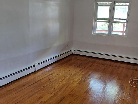 5th image of 2588 Sedgwick Ave