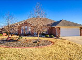 1828 White Tail Cir, Altus, OK 73521