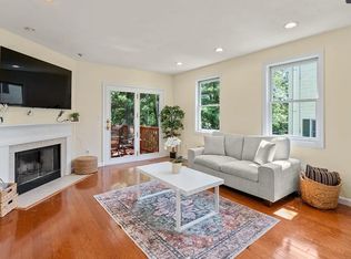33 Furbush Rd, West Roxbury, MA 02132
