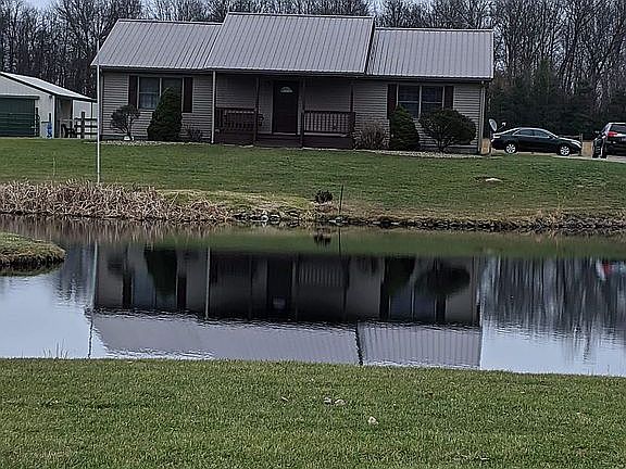 2nd image of 8805 N Us Highway 31