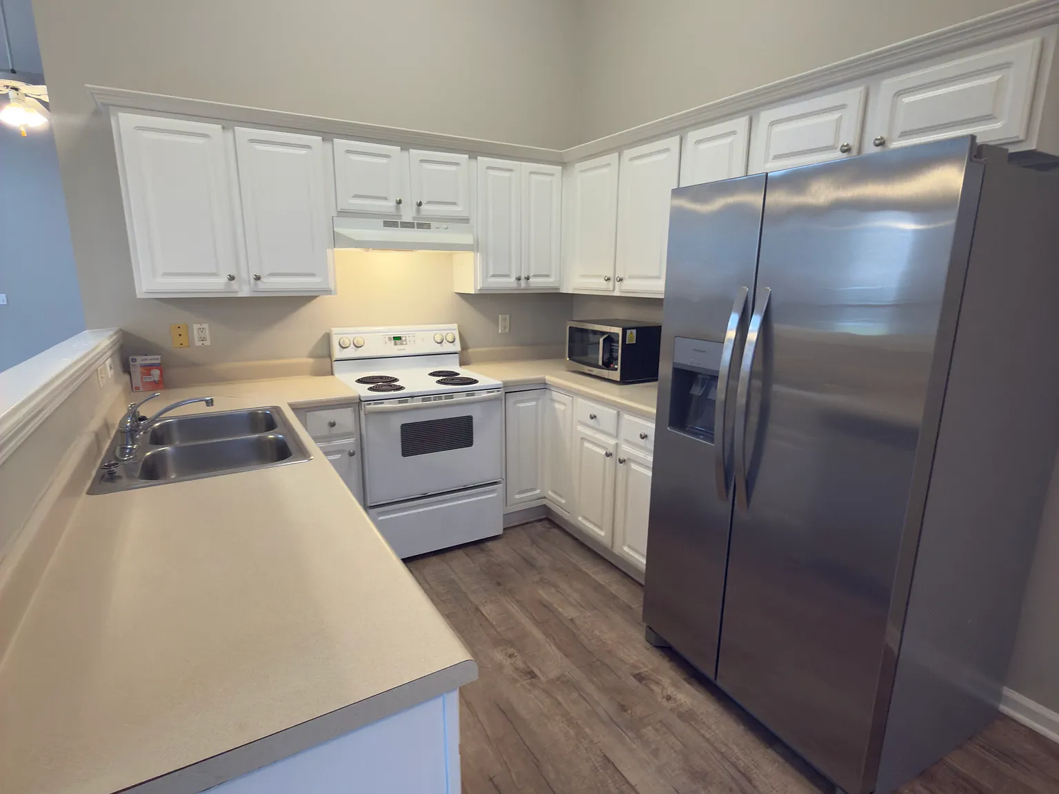108 Gardenside Dr — Photo 4