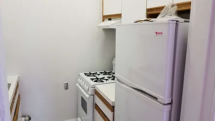 Rented by Realty Queens LLC