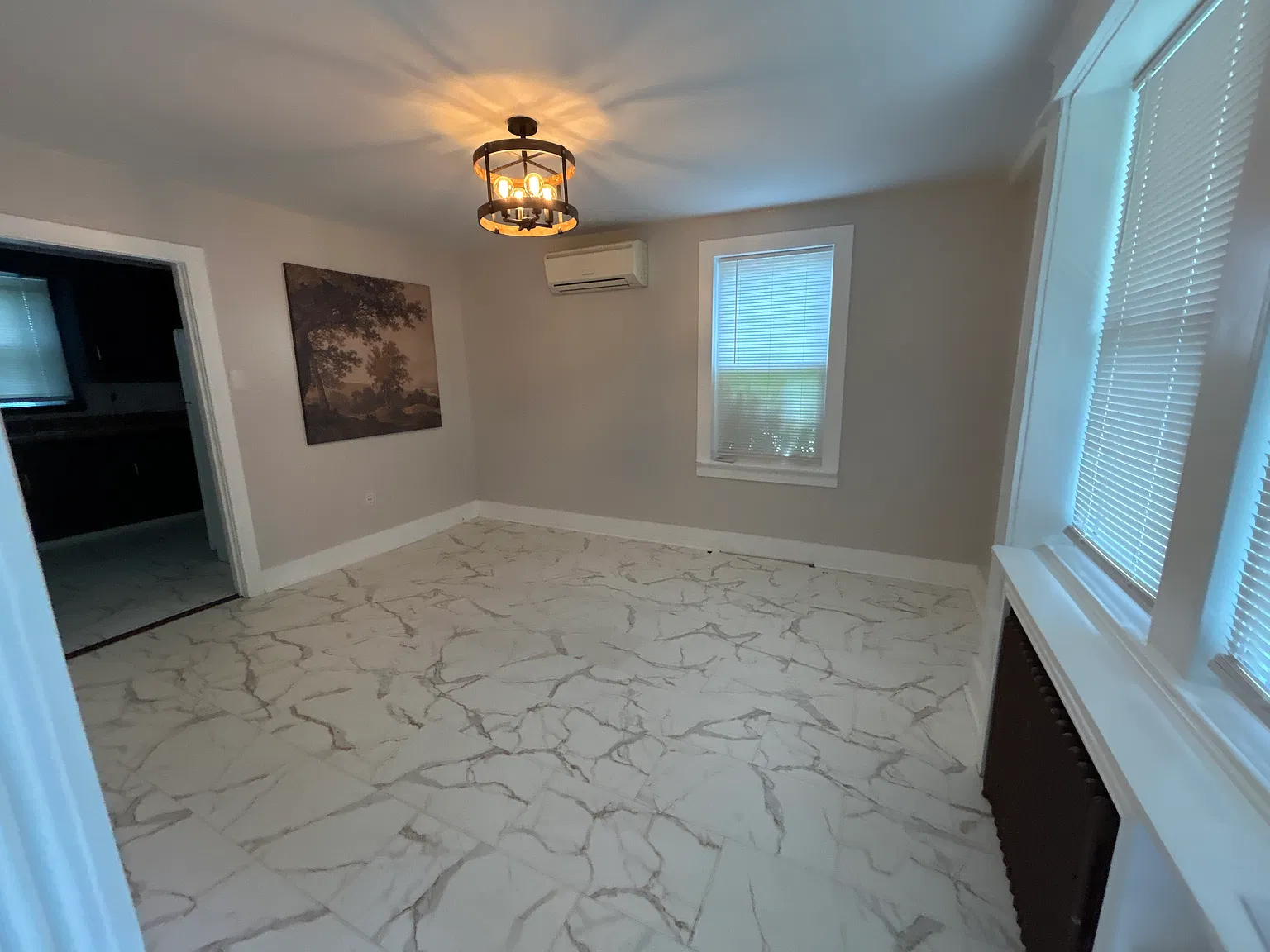 1 bed, 1400 sqft, $1,900 — Photo 4