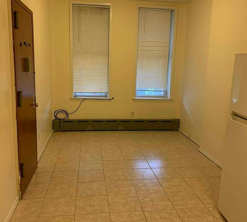 1st image of 26-18 Hoyt Ave S #1