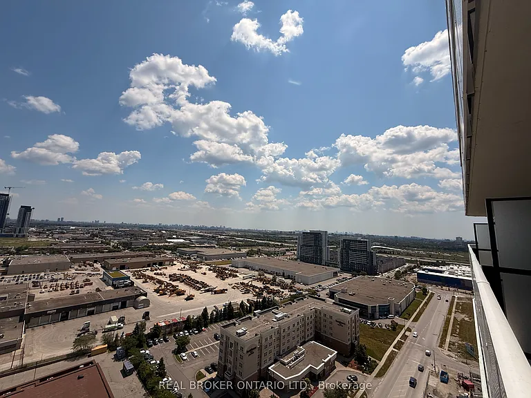 28 Interchange Way #2507 — Photo 12