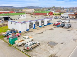 702 N Main St, Sweetwater, TN 37874