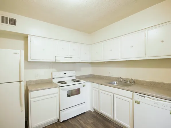 188 Scandia Cir APT 6, Athens, GA 30605