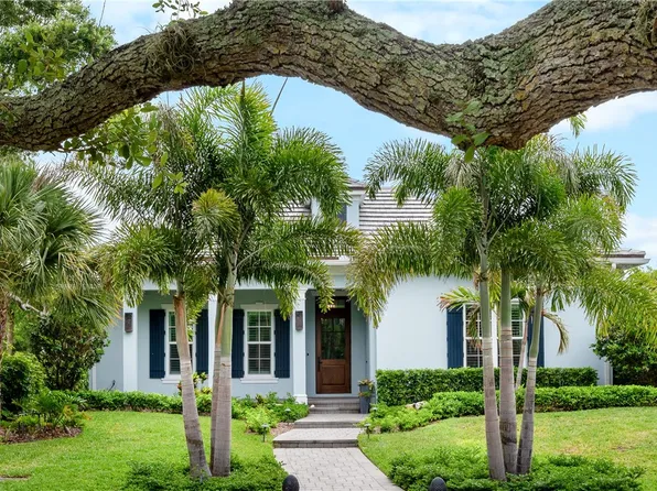 101 Island Pl, Orchid, FL 32963