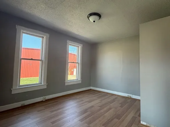 907 Forest, 907 Forest St APT 1, Eau Claire, WI 54703