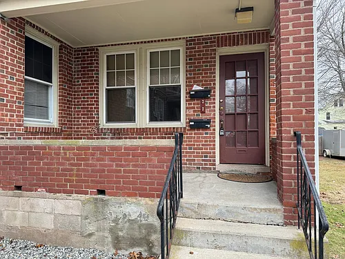 297 Park St Photo 1