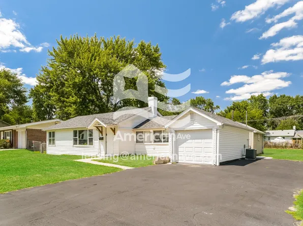 9207 Bobb Ave, Saint Louis, MO 63114