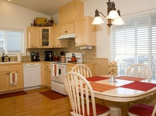 977 Bush Ln, Creswell, OR