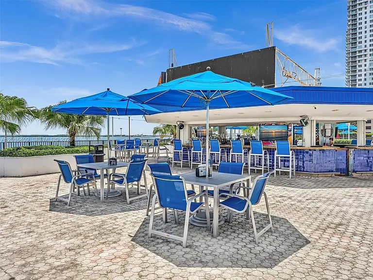 825 Brickell Bay Dr #2048 — Photo 38