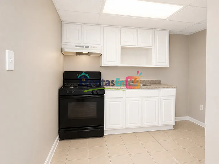 285 Goldsmith Ave #CC — Photo 2