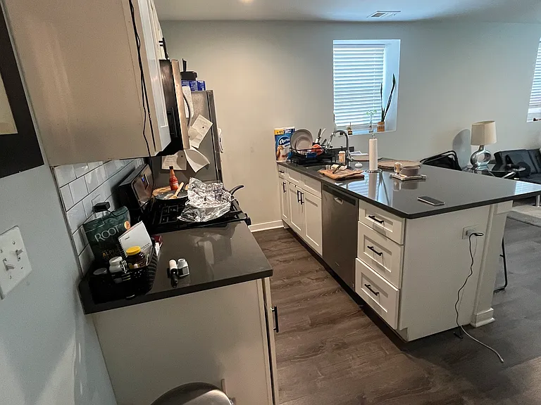 2325 S California Ave #5 — Photo 4