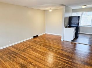 2345 Berwyn Dr, Saint Louis, MO 63136