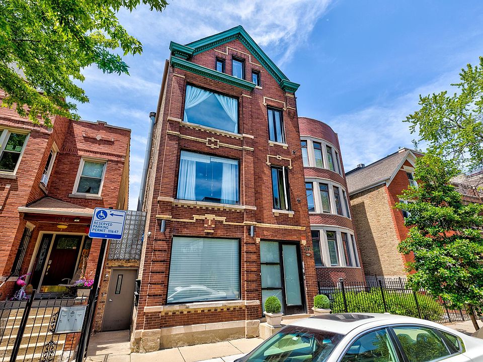 1st image of 1010 N Wood St APT 1R
