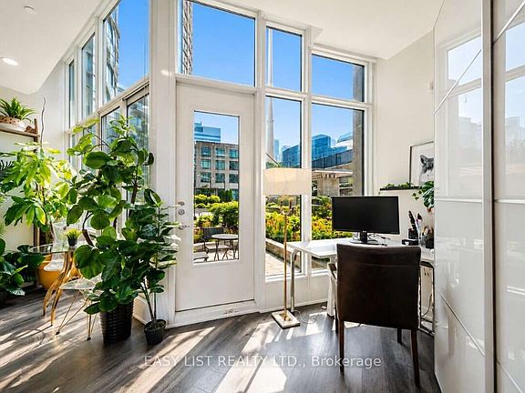 4th image of 373 Front St W #101